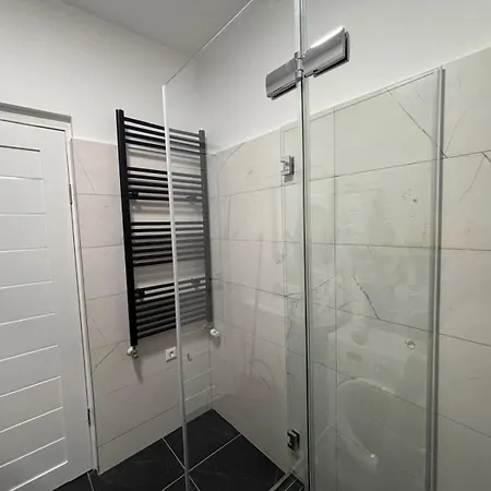 Party & Chill - Downtown Center With Big Balcony And Ac Apartment Budapest