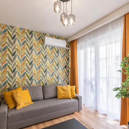 Party & Chill - Downtown Center With Big Balcony And Ac Апартаменты