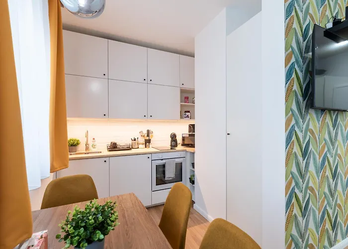 Party & Chill - Downtown Center With Big Balcony And Ac Appartement Boedapest